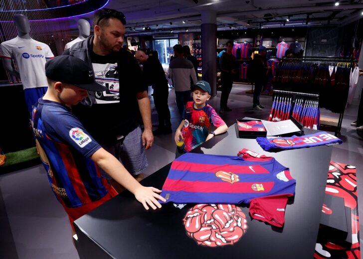 FC Barcelona shirt to feature the Rolling Stones logo for the Clasico against Real Madrid