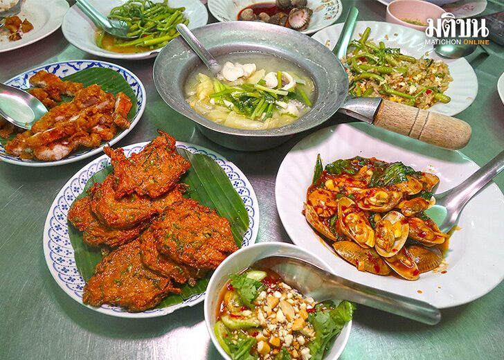 เจ๊เช็งโภชนา ร้านกับข้าวสไตล์ไทย-จีน เมนูชั้นดี ราคาสบายกระเป๋า