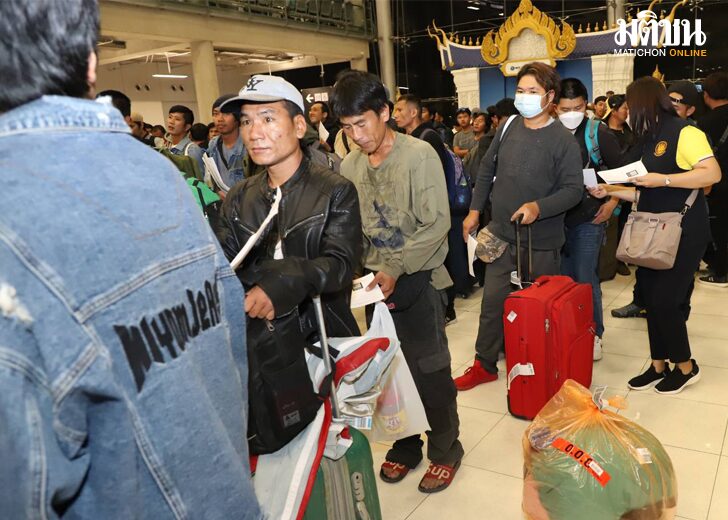 แรงงานกลับถึงไทย15