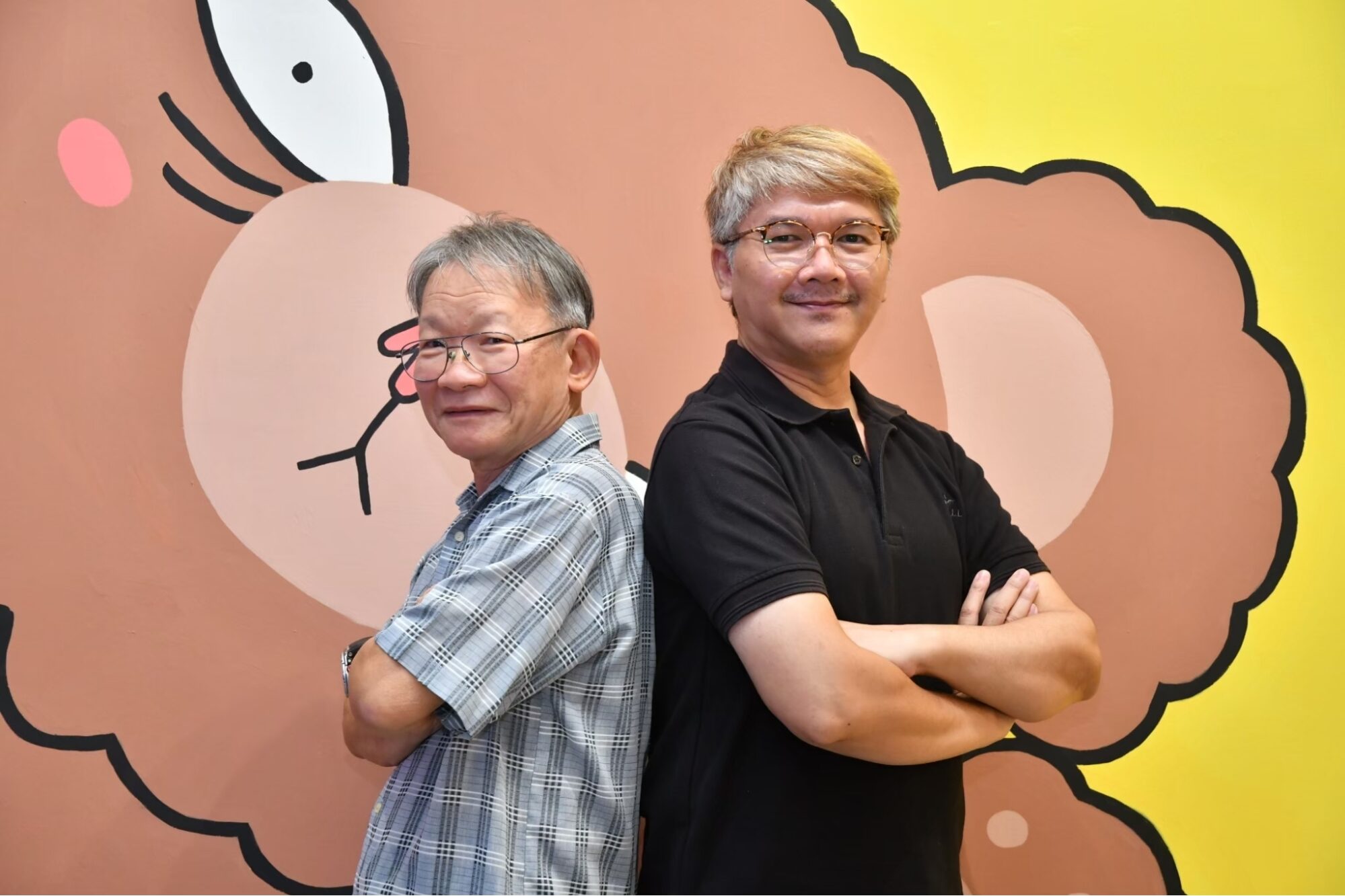ชวนย้อนวัยเด็ก 'สร้างสรรค์เส้นสาย ลวดลายการ์ตูน' กับสองมือวาดจากสมาคมการ์ตูน ไทย ชวนย้อนวัยเด็ก 'สร้างสรรค์เส้นสาย ลวดลายการ์ตูน' กับสองมือวาดจากสมาคมการ์ตูน ไทย