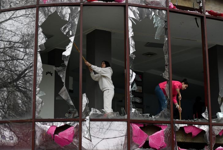 2023-12-03T120550Z_1782304478_RC2LP4AM8Z5F_RTRMADP_3_UKRAINE-CRISIS-DONETSK-SHELLING
