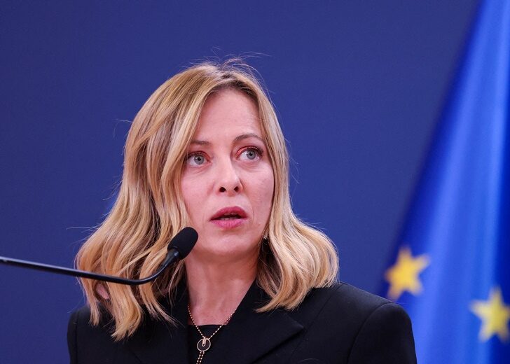 FILE PHOTO: Italian Prime Minister Giorgia Meloni meets Serbian President Aleksandar Vucic in Belgrade
