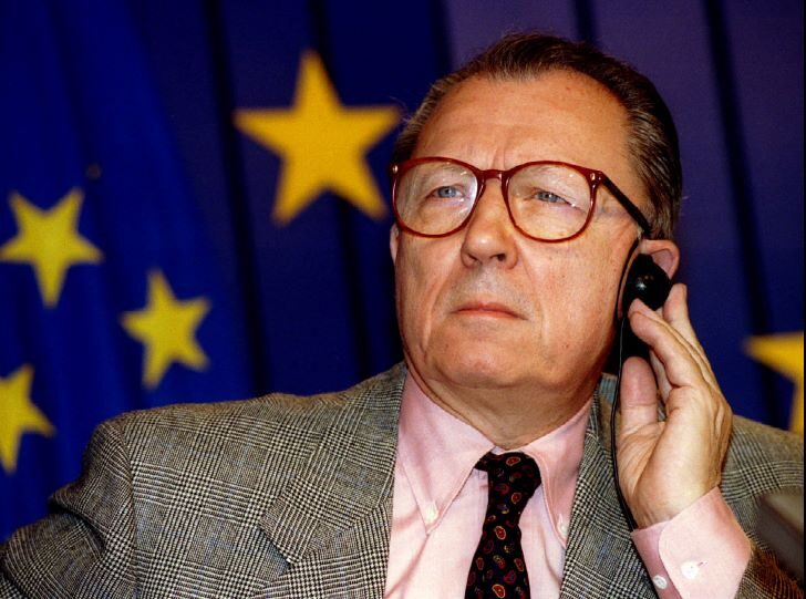 2023-12-27T174911Z_591301960_RC2S55AFWUB1_RTRMADP_3_PEOPLE-JACQUES-DELORS