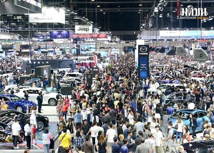 ตลาดรถอีวีปะทะสันดาป ผู้บริโภคเตรียมพร้อม!