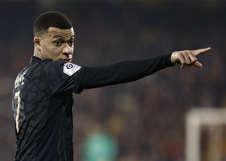 FBL-FRA-LIGUE1-LENS-PSG