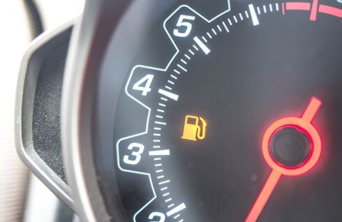 .วิธีเอาตัวรอดเมื่อรถน้ำมันใกล้หมด ทำยังไงดี.