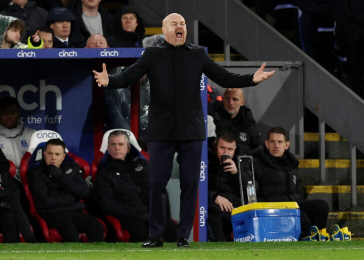 2024-01-04T211342Z_777023277_UP1EK141MYT5W_RTRMADP_3_SOCCER-ENGLAND-CRY-EVE-REPORT