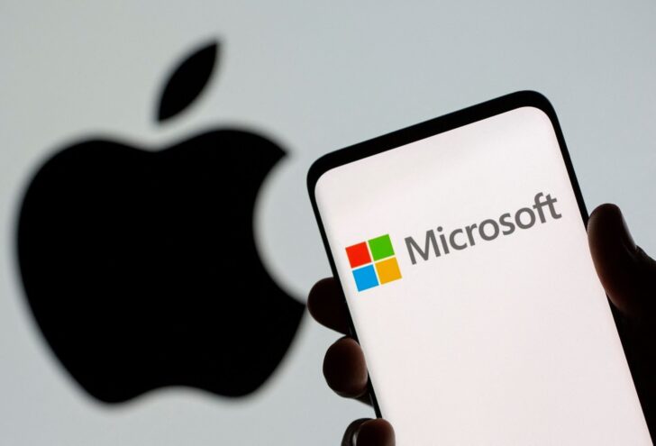 2024-01-11T144207Z_1571284936_RC2PF5AC006M_RTRMADP_3_USA-STOCKS-APPLE-MICROSOFT