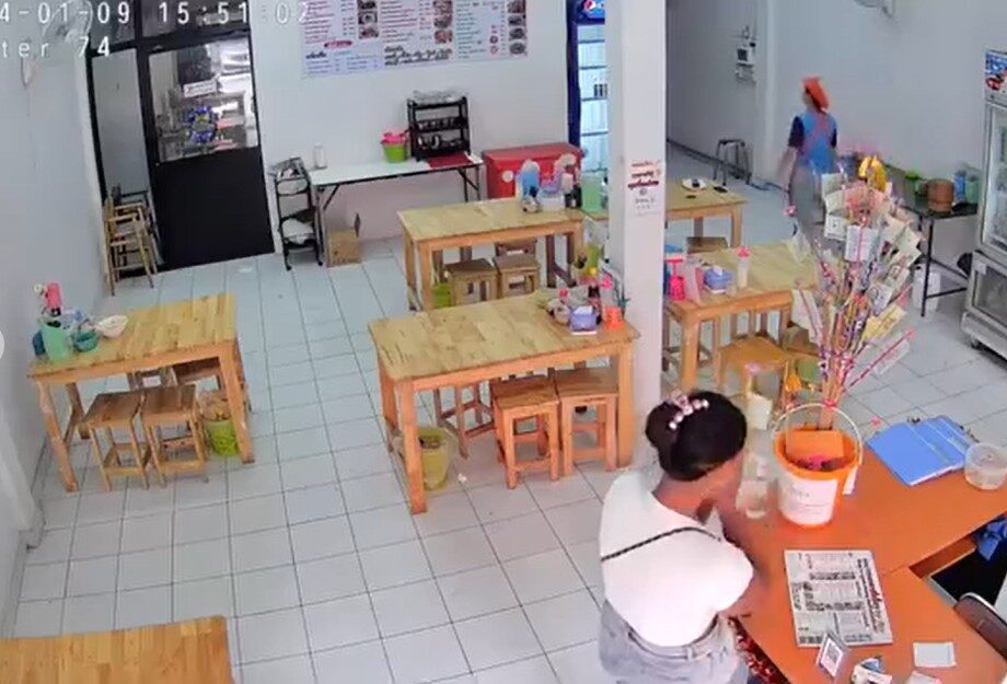 ขโมยเงินต้นผ้าป่า