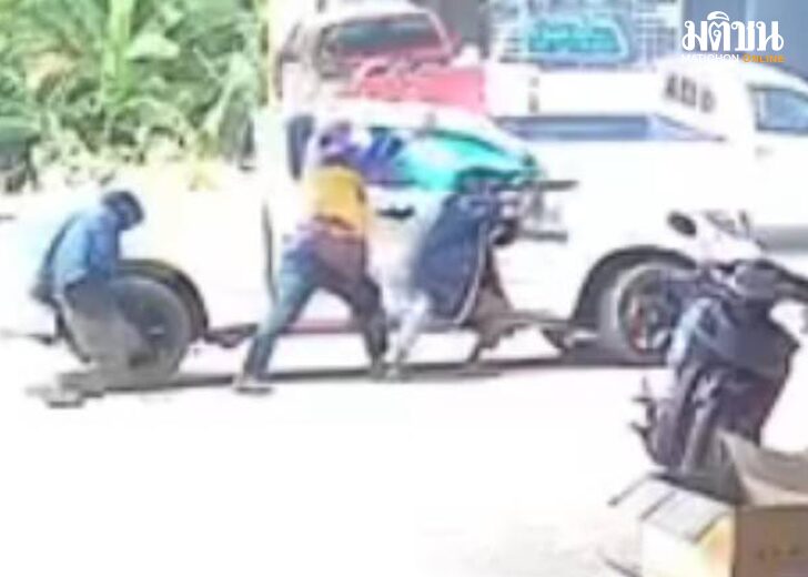 ยิงถล่มรถตำรวจ123