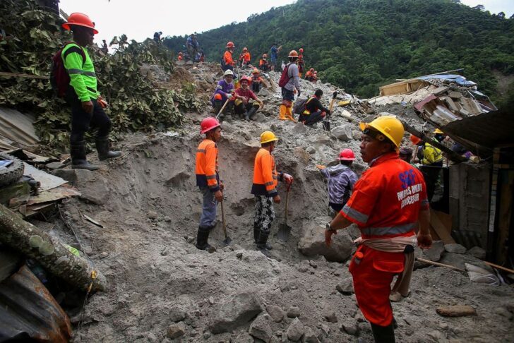 2024-02-08T140329Z_2138652867_RC2JM28IPB8J_RTRMADP_3_PHILIPPINES-DISASTER
