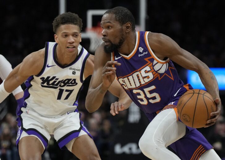 NBA: Sacramento Kings at Phoenix Suns