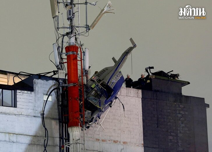 A helicopter crashes in Medellin