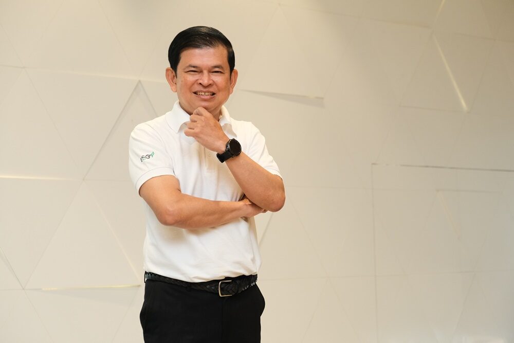 นายปิยะ ประยงค์