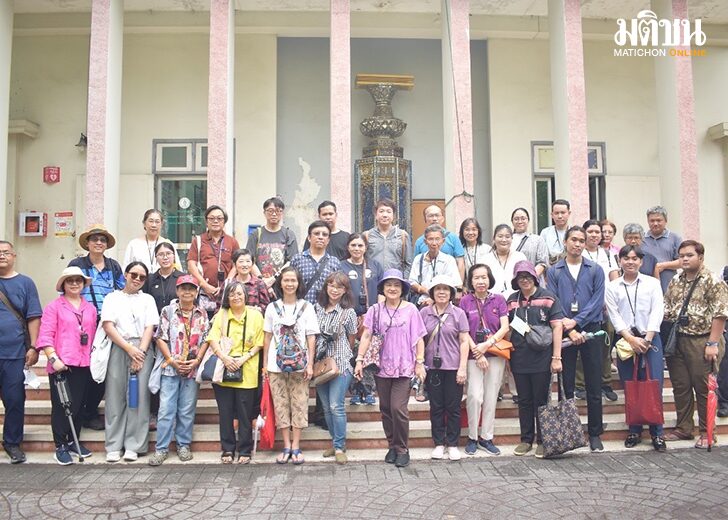 นิราศวัด1584