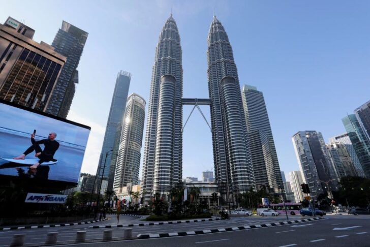 https___cloudfront-us-east-2.images.arcpublishing.com_reuters_MV46SDT3ORJXBO4R325C2XUBVE