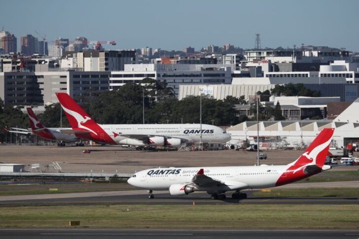 2024-04-08T003243Z_680633749_RC2Z17A01IDL_RTRMADP_3_QANTAS-FREQUENT-FLYER-PROGRAM