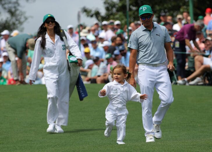 2024-04-10T162340Z_1733933440_UP1EK4A19JEAP_RTRMADP_3_GOLF-MASTERS