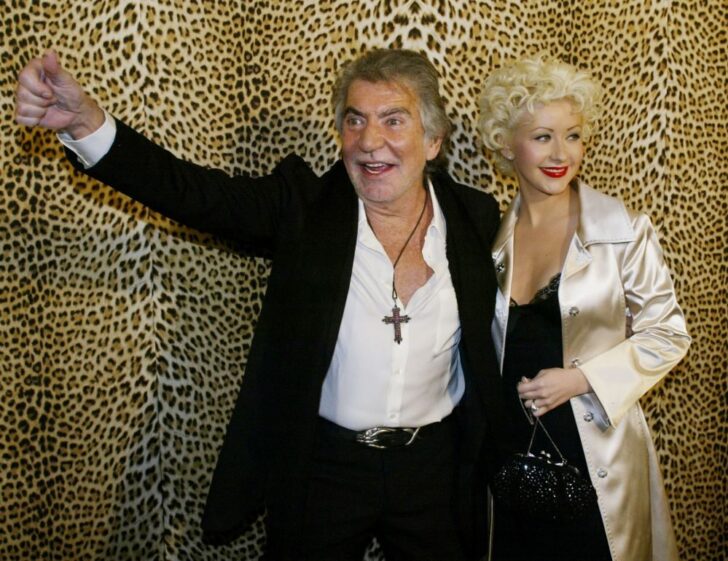 2024-04-12T191642Z_789131516_RC2657ANZXF5_RTRMADP_3_PEOPLE-ROBERTO-CAVALLI