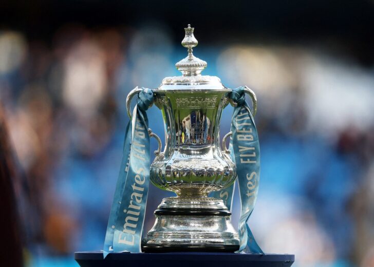 2024-04-18T105026Z_1051818747_RC21D5AYKK6Q_RTRMADP_3_SOCCER-ENGLAND-FACUP