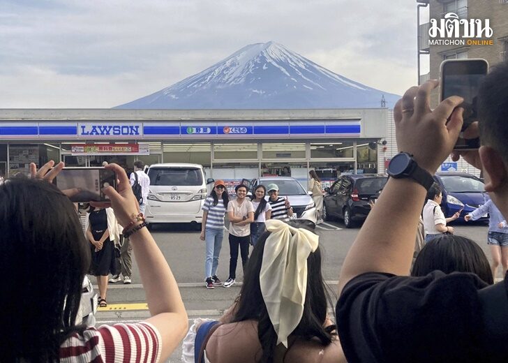 Japan Mt. Fuji Overtourism