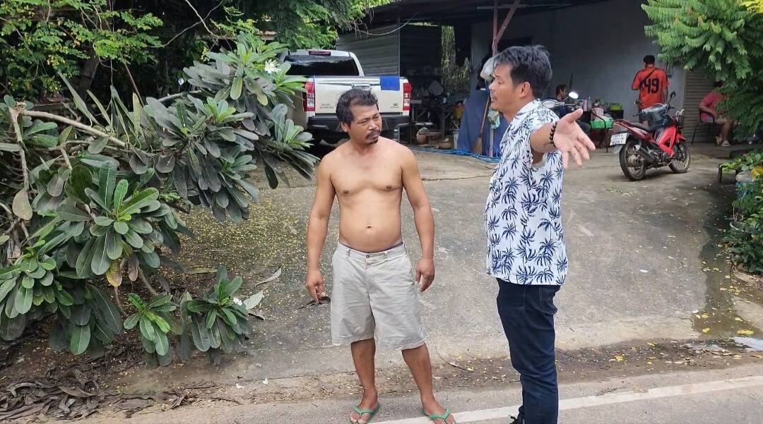 ชักปืนจ่อหัว