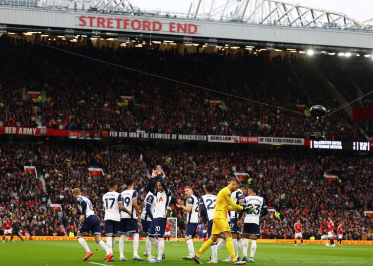 2024-09-29T155821Z_1184589387_UP1EK9T18D6AY_RTRMADP_3_SOCCER-ENGLAND-MUN-TOT-REPORT