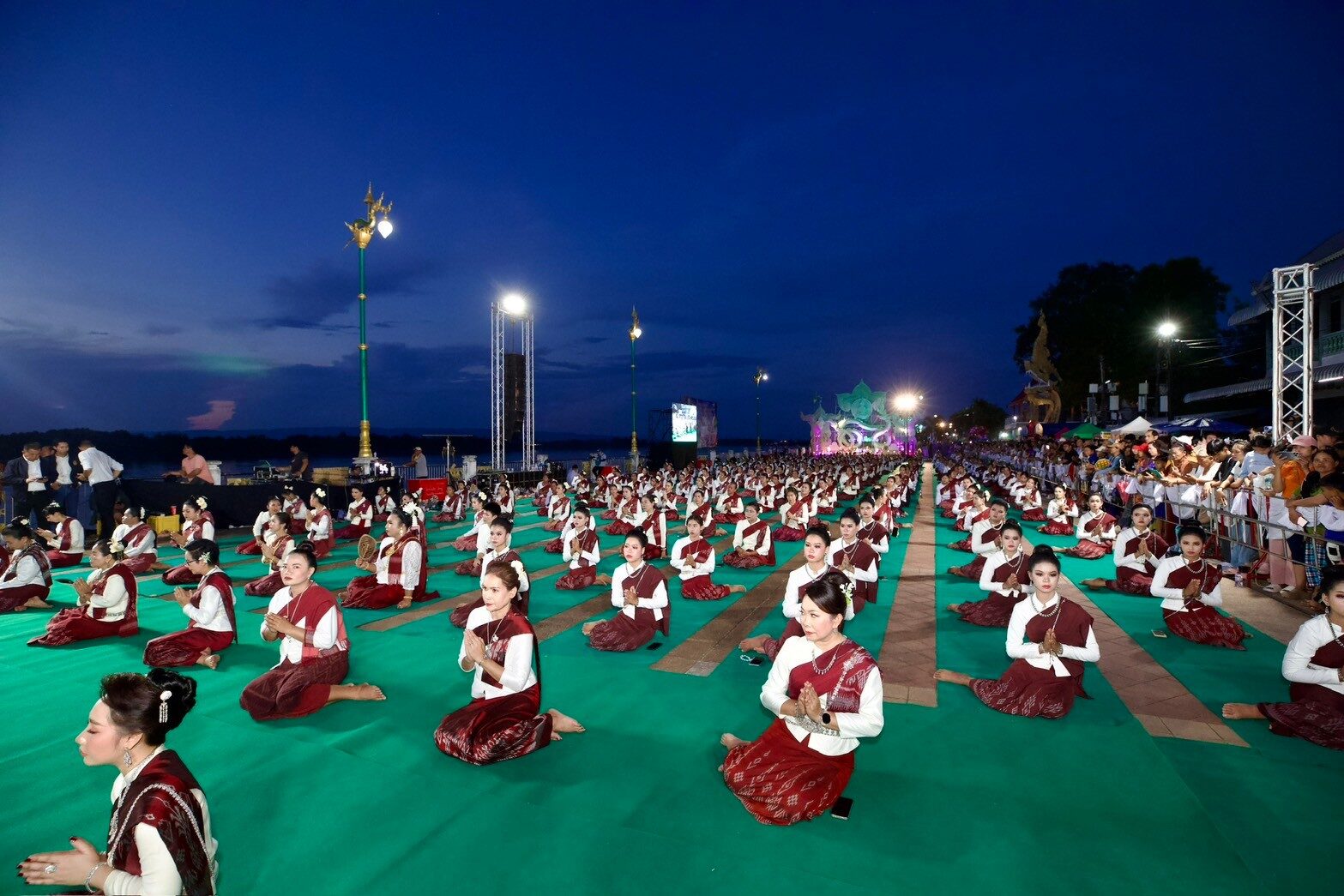 สรวงศ์