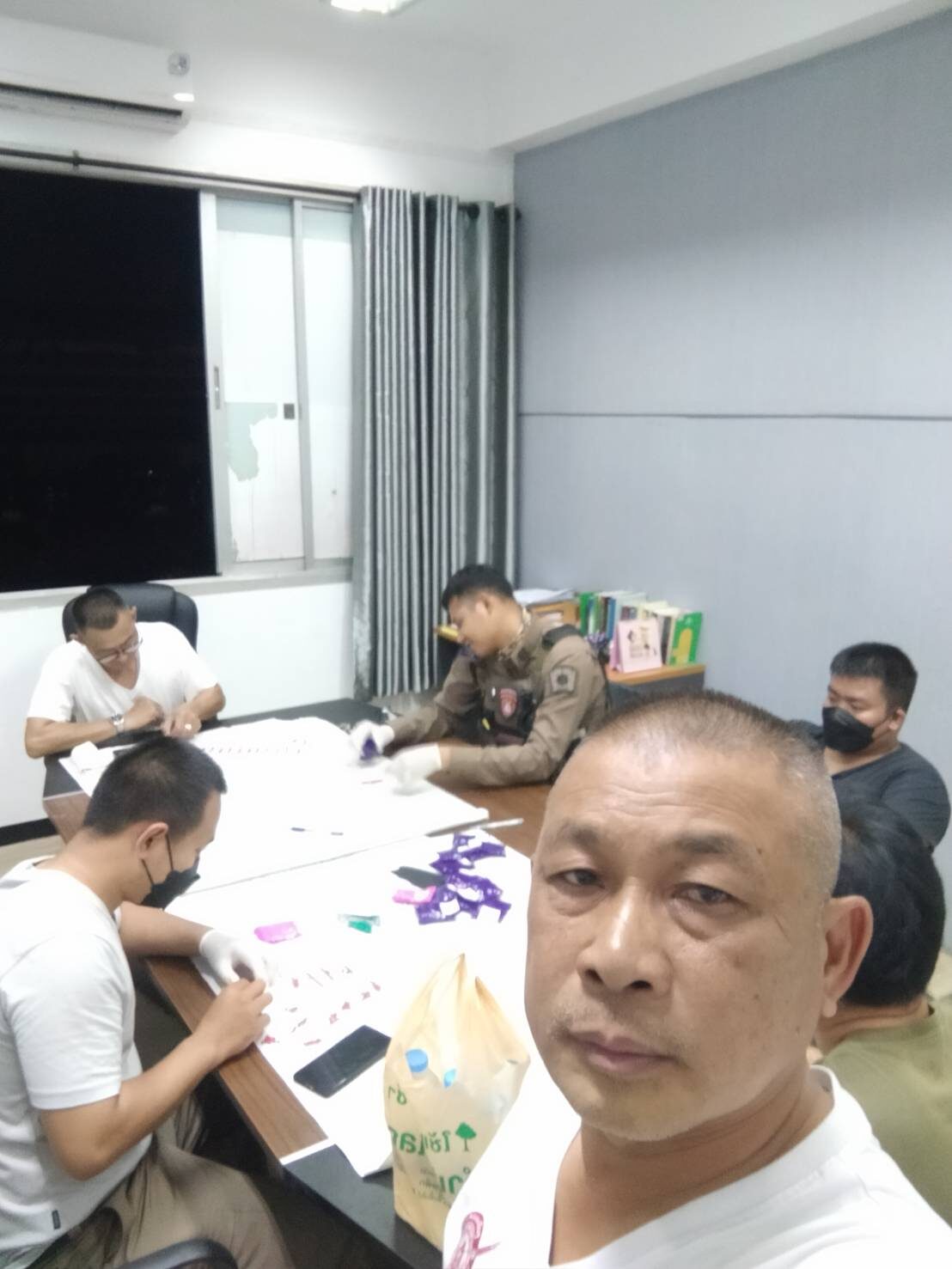 ส่งยาบ้า