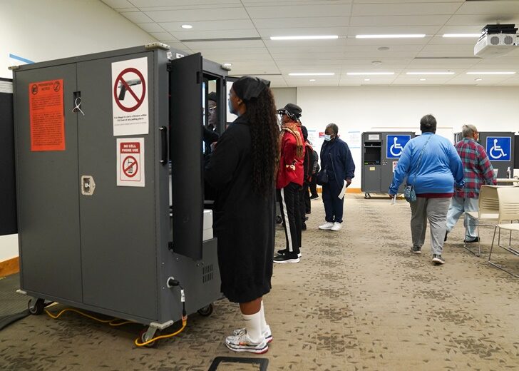 Early In-Person Voting Begins In Georgia