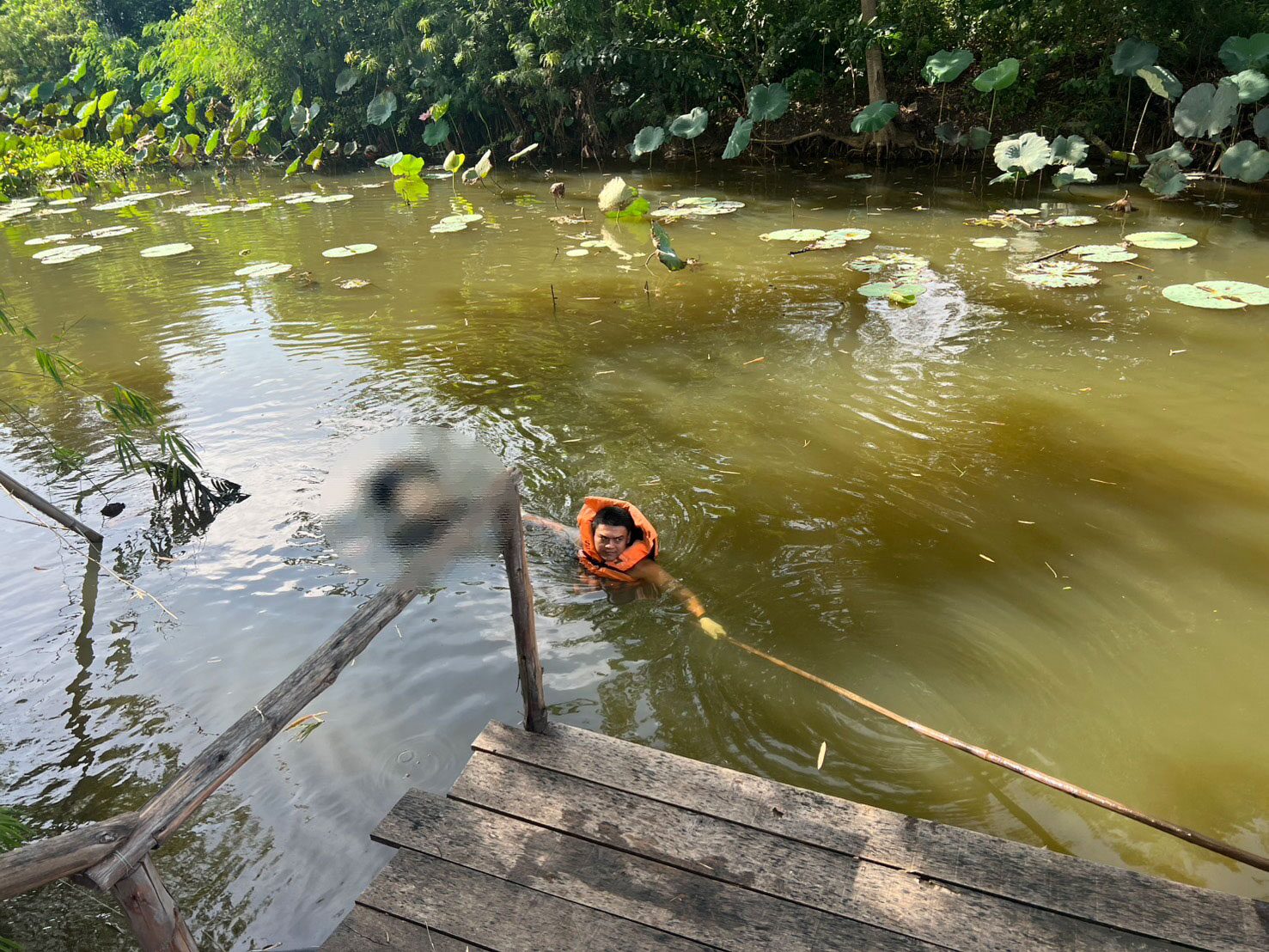 ฆ่าปาดคอ