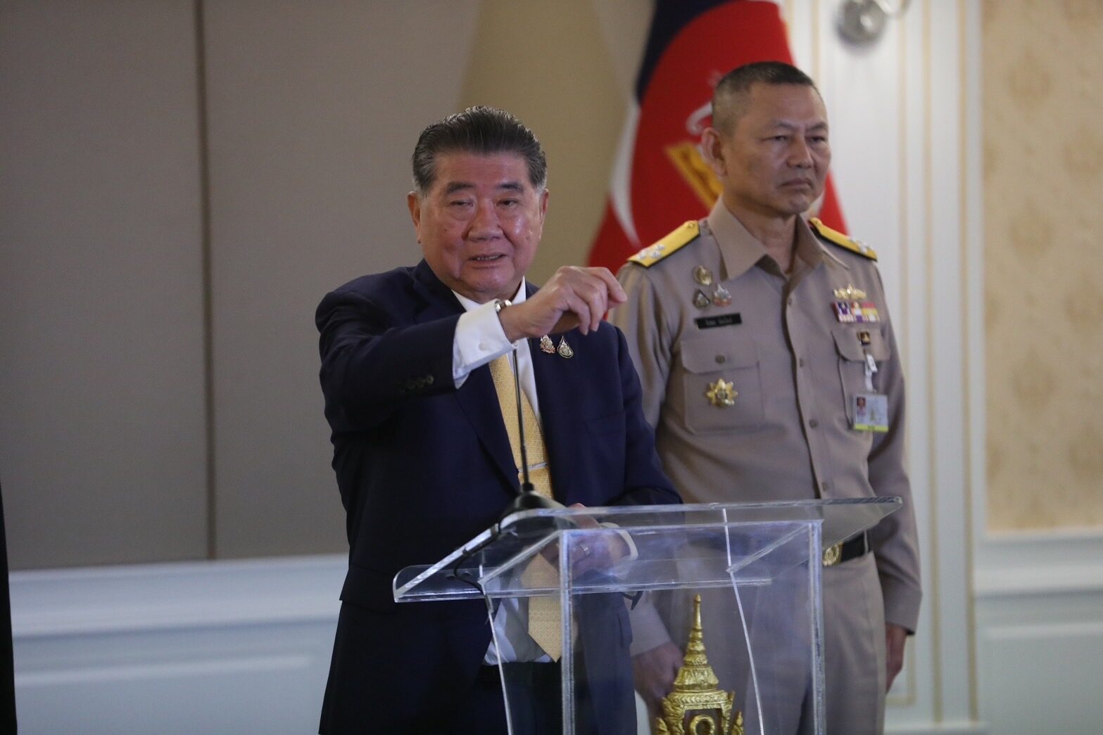 เรียกถกเรือดำน้ำ
