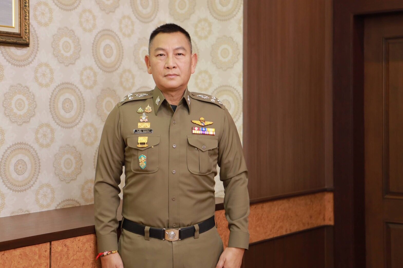 พล.ต.อ.กิตติ์รัฐ พันธุ์เพ็ชร์