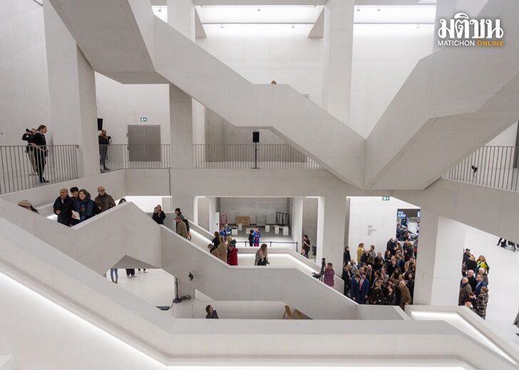 POLAND-ART-MUSEUM