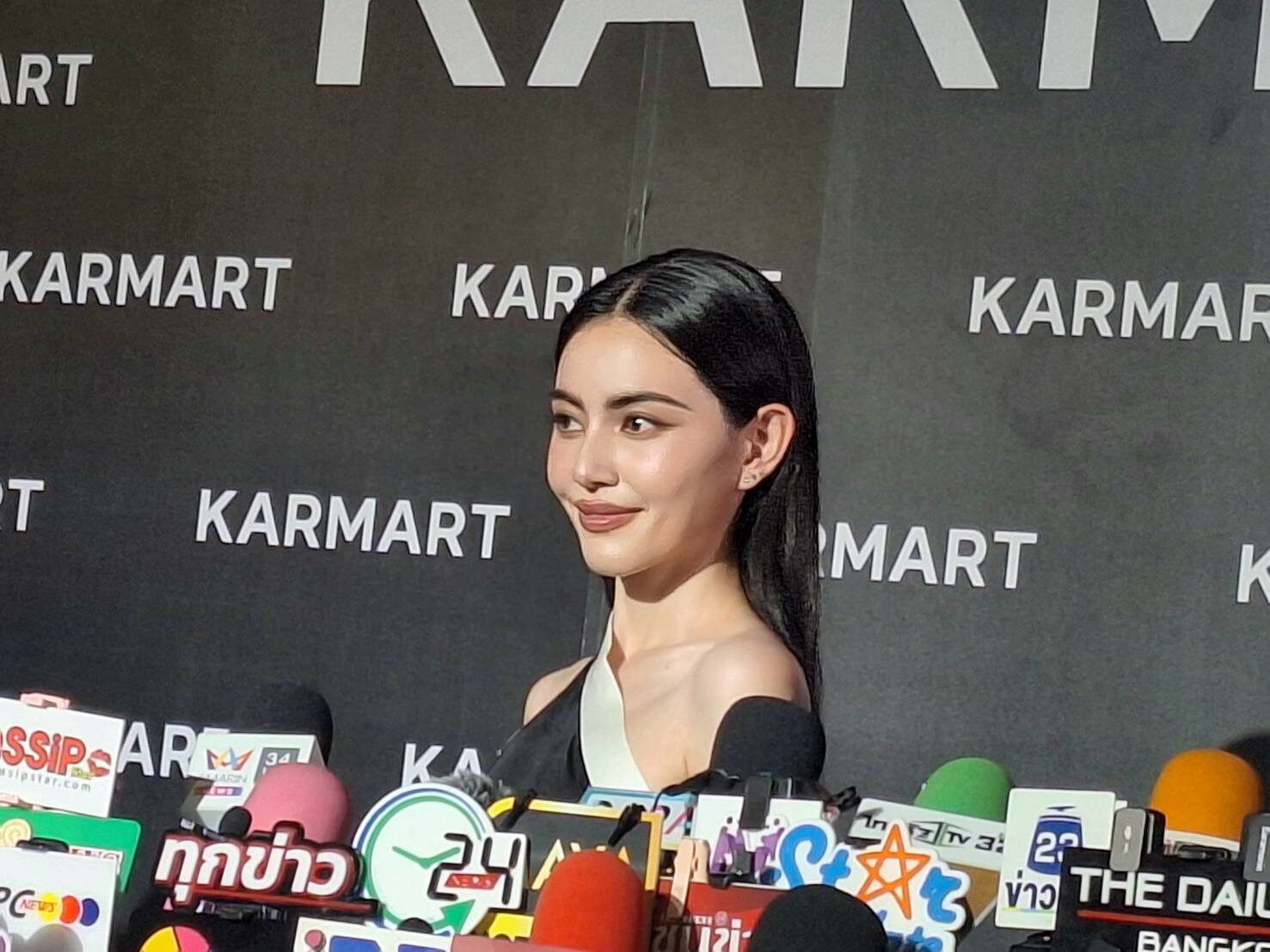 ใหม่ ดาวิกา