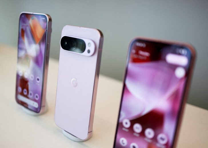 FILE PHOTO: The Pixel 9 smart phone series