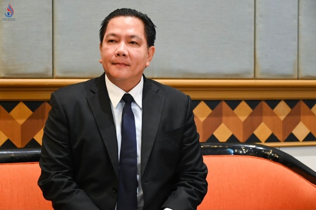 กรอ.