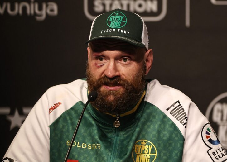 Oleksandr Usyk v Tyson Fury - Heavyweight World Title