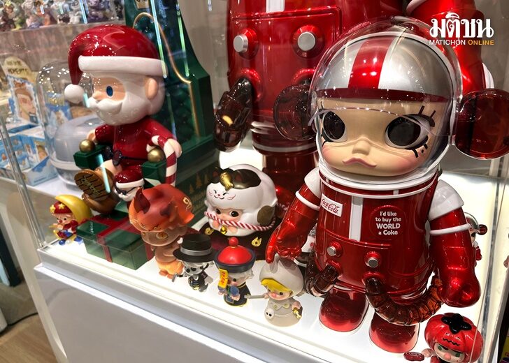 Art,Toys,Mega,Space,Molly,And,Skullpanda,,Collection,From,Pop