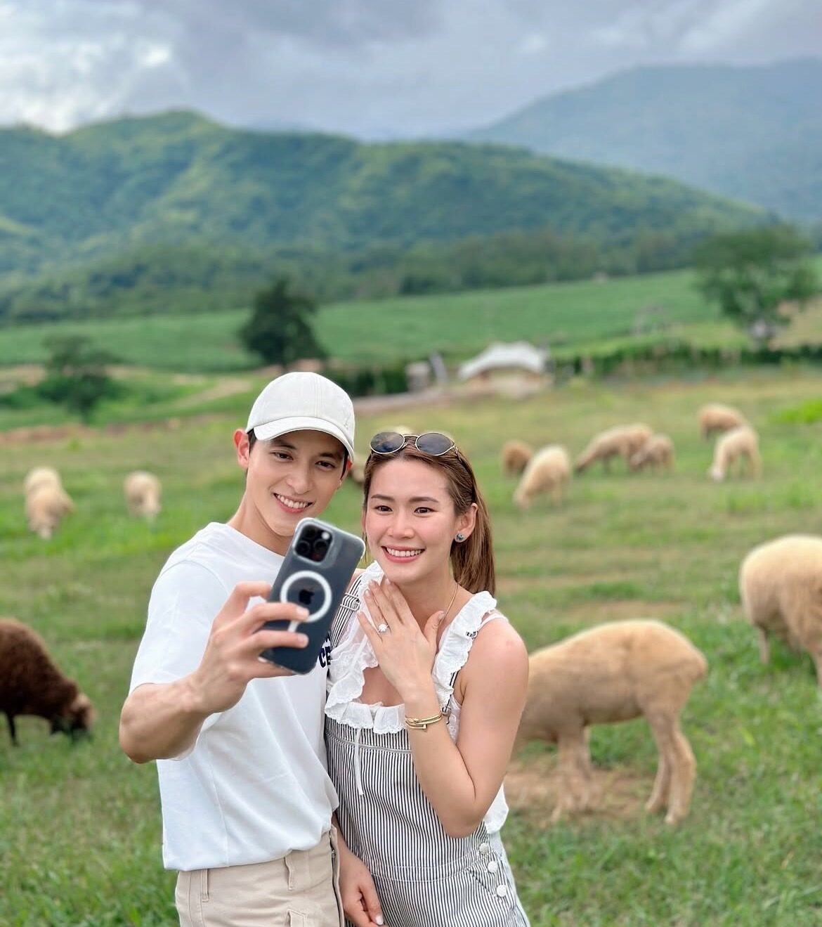 เจมส์ จิรายุ