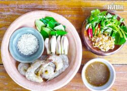 แกงต้มยำกุ้งเล็ก สูตร 9 ทศวรรษ
