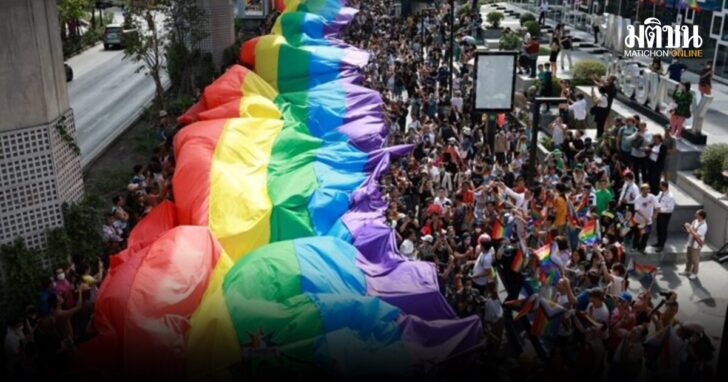 1เทศกาล-Pride-Month-ใจกลางกรุงเทพมหานคร-กับผู้ร่วมงานกว่า-200000-คน-728x470