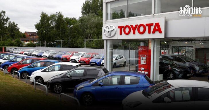 FILE PHOTO: Cars are seen outside the Toyota car showroom in Stockport, Britain