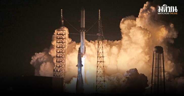 First launch of Blue Origin's New Glenn rocket