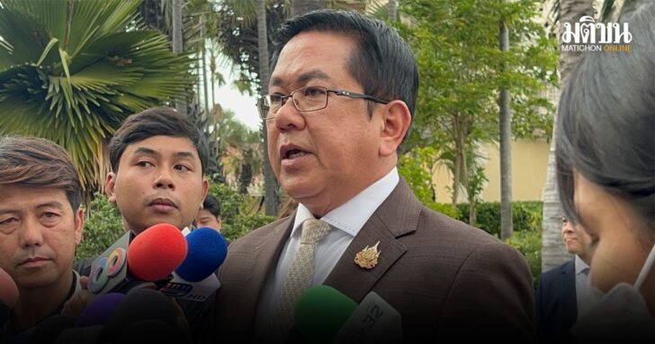 เกษตรกรดื้อเผา