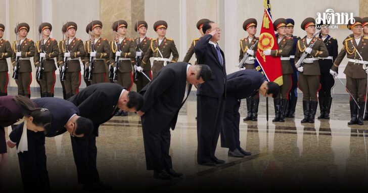 North Korean leader Kim Jong Un visits the Kumsusan Palace of the Sun, in Pyongyang