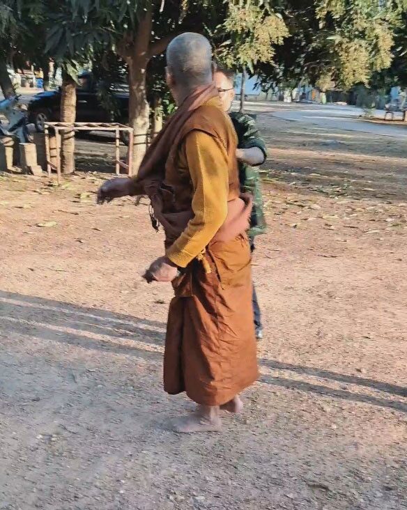 พระเมา