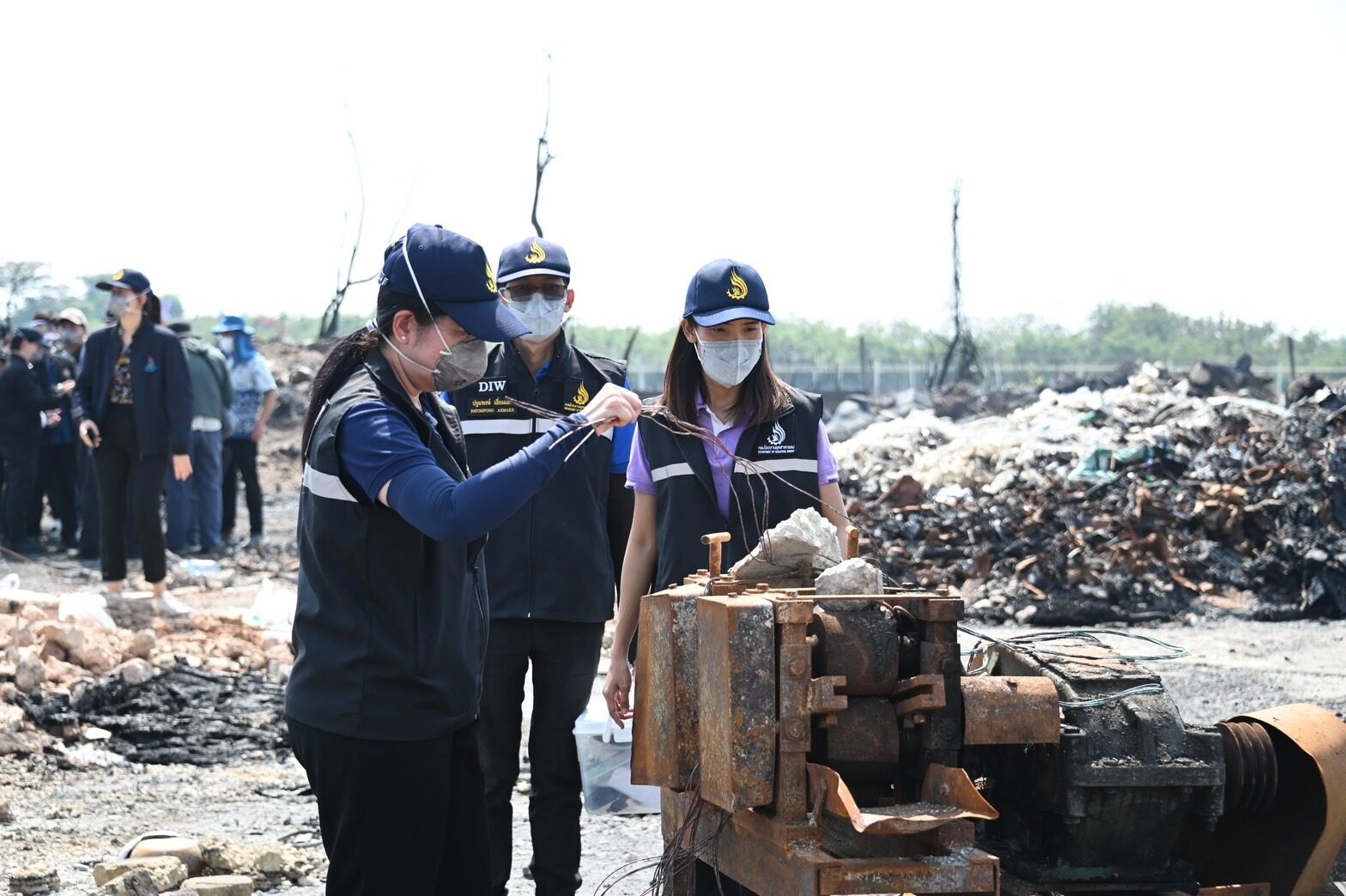 โรงงานพลาสติกเถื่อน