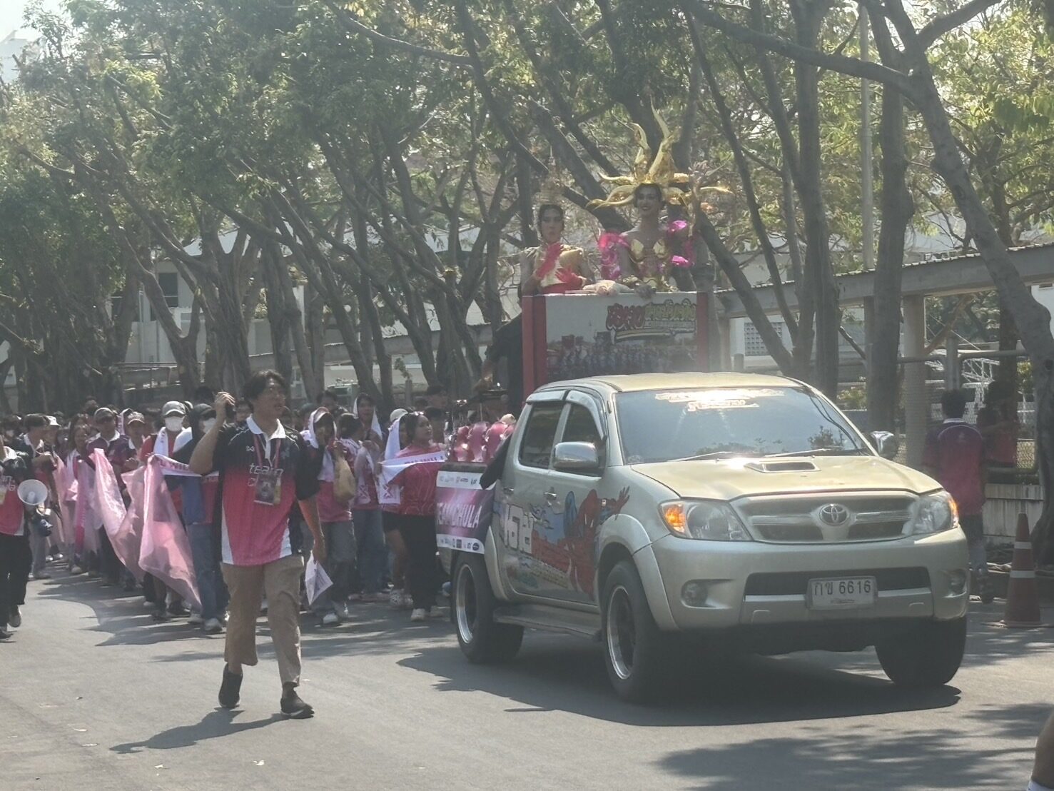 ธรรมศาสตร์ - จุฬาฯ