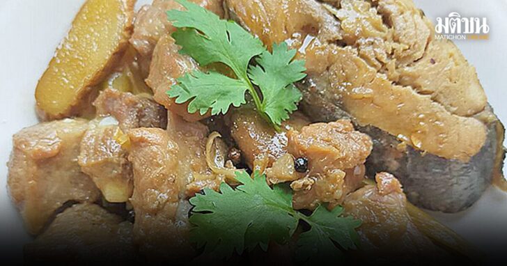 ซี่โครงอ่อนอบปลาเค็ม โอชารสของหมูหลุมดอนแร่